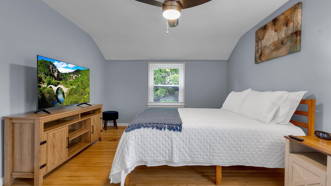 Photo of Bedroom in Cheektowaga