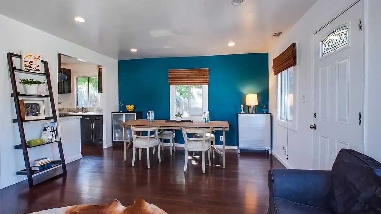 Photo of Livingroom in Silver Lake