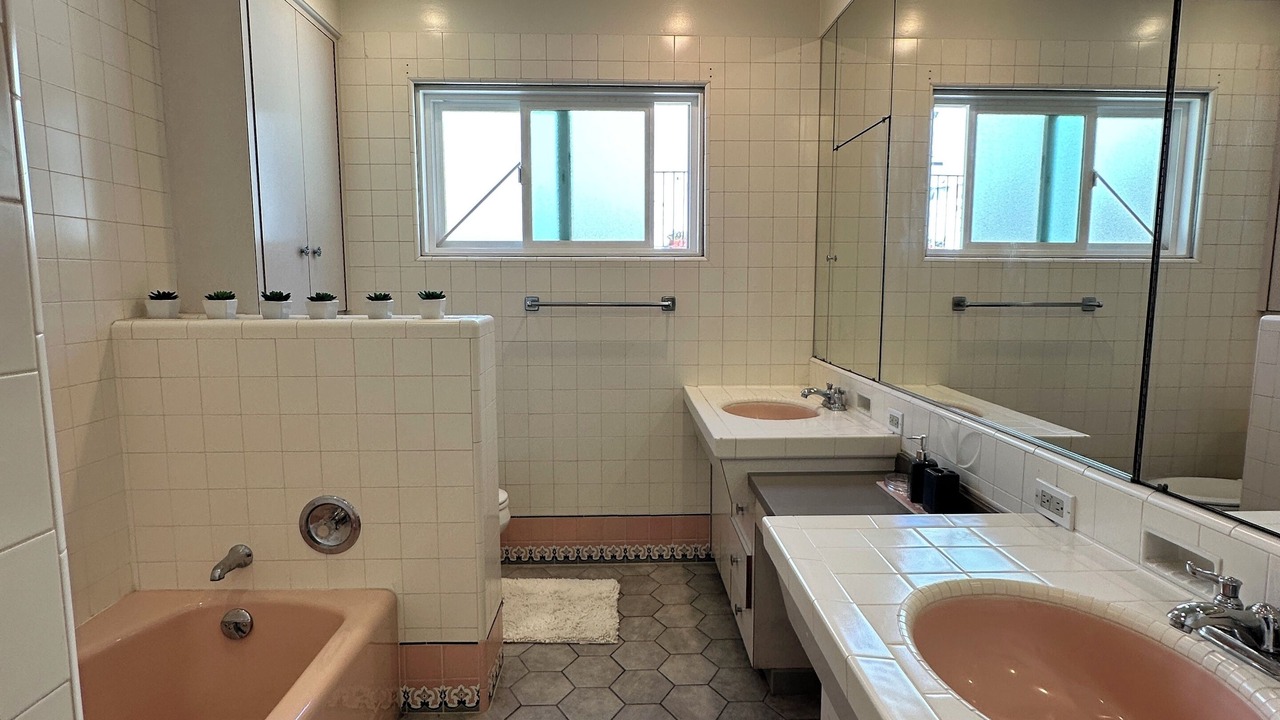 Photo of Bathroom in Silver Lake