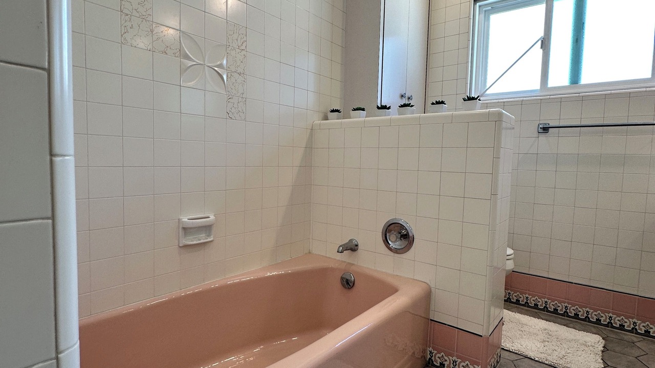 Photo of Bathroom in Silver Lake