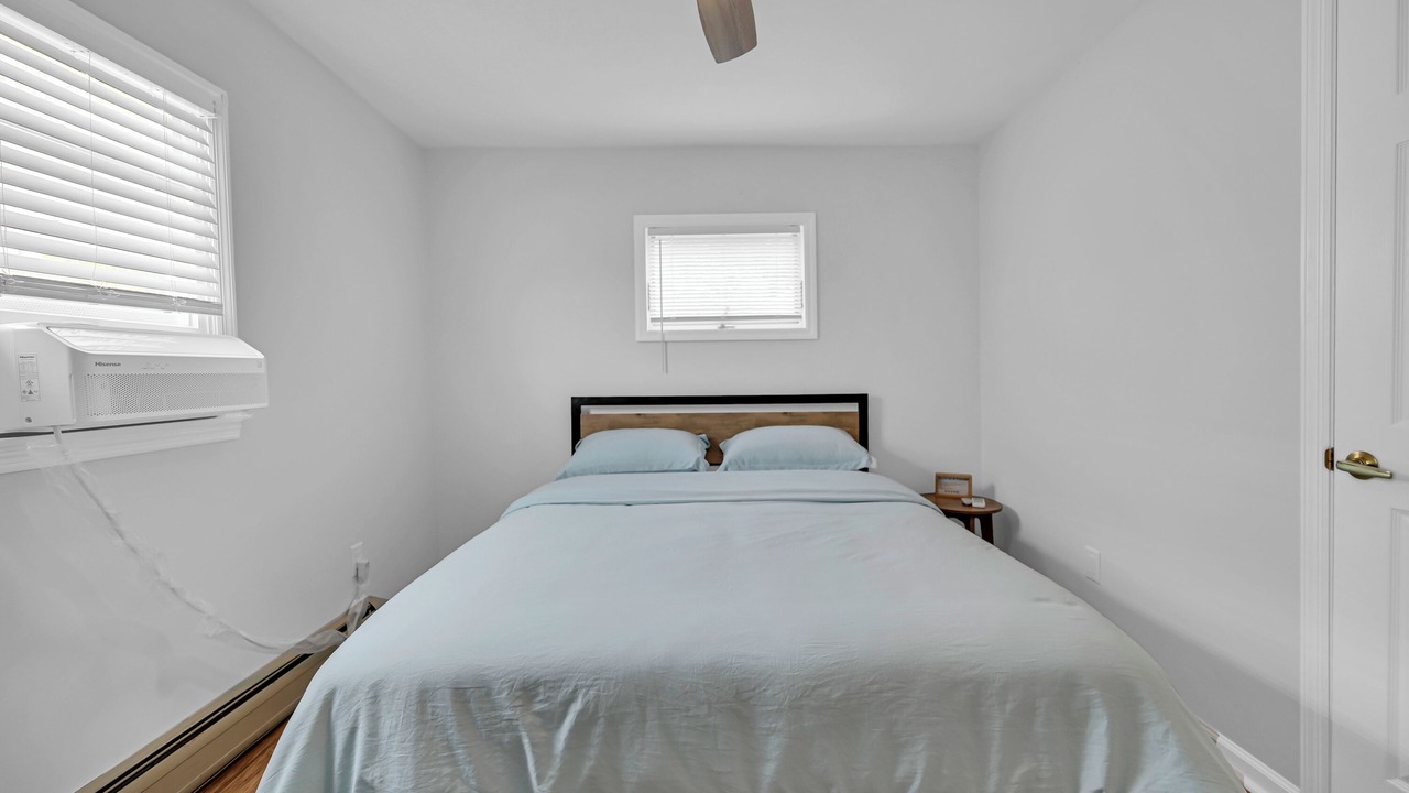 Photo of Bedroom in Hewitt