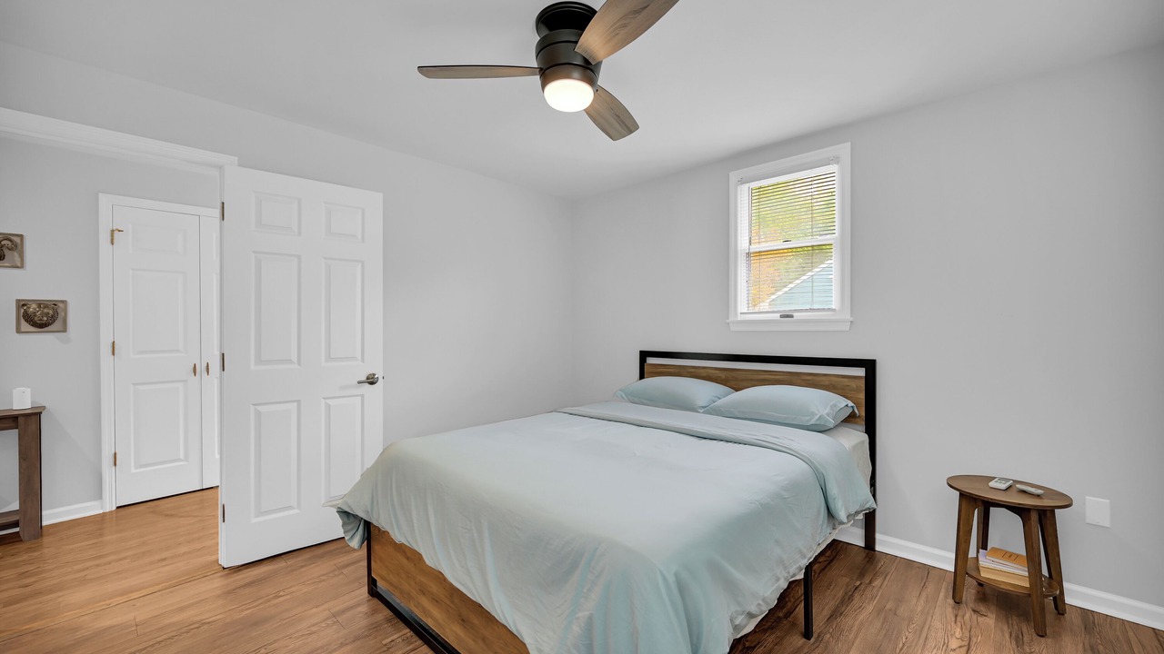 Photo of Bedroom in Hewitt