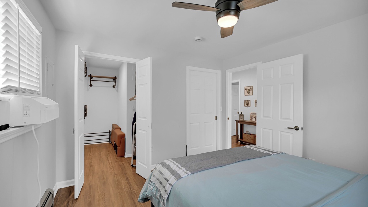 Photo of Bedroom in Hewitt