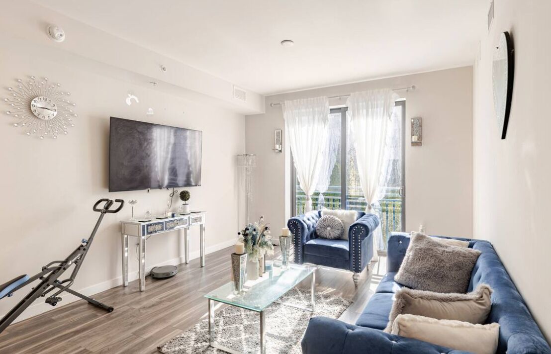 Photo of Livingroom in Flagler Village