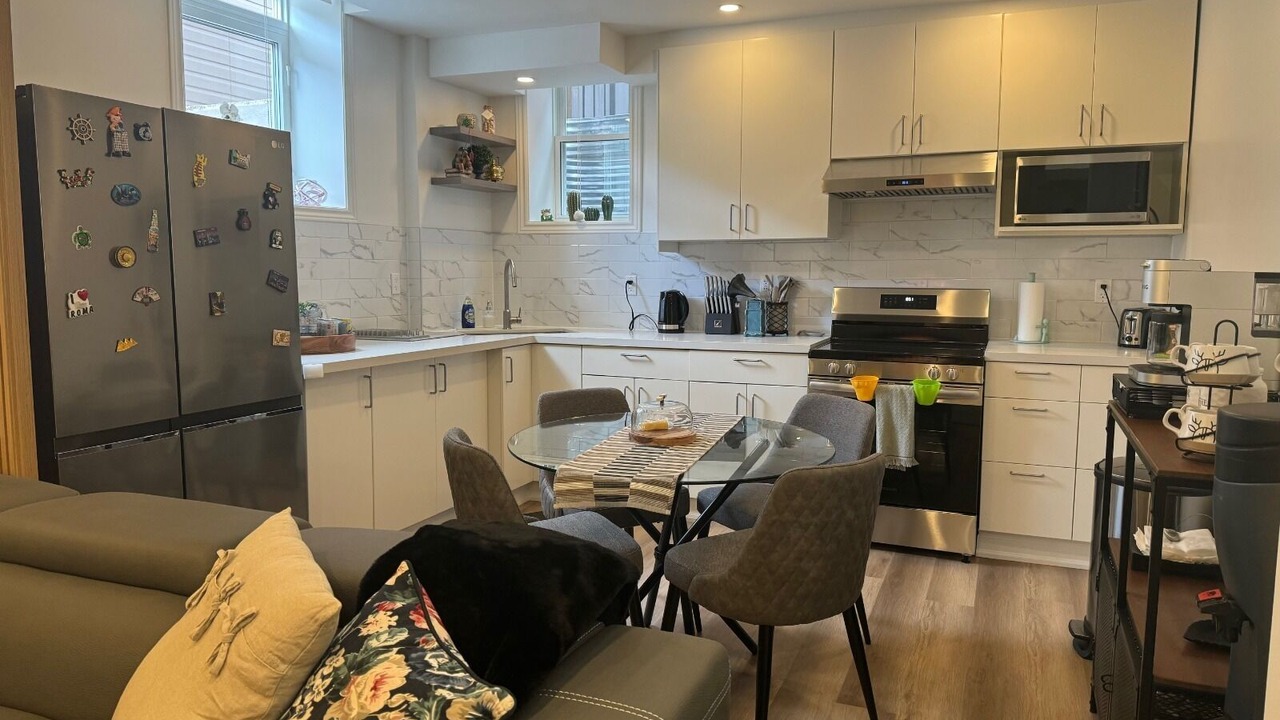Photo of Kitchen in Halton Regional Municipality