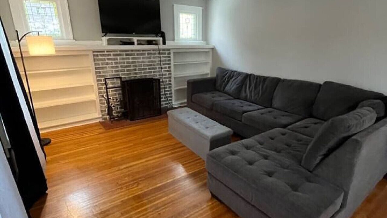 Photo of Livingroom in East Rochester