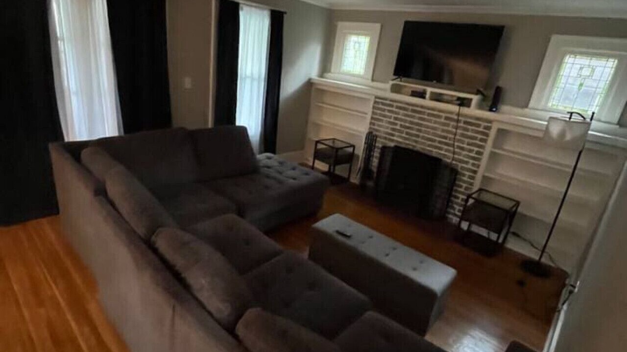 Photo of Livingroom in East Rochester