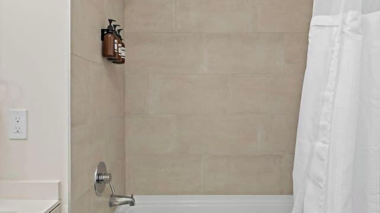 Photo of Bathroom in Orange