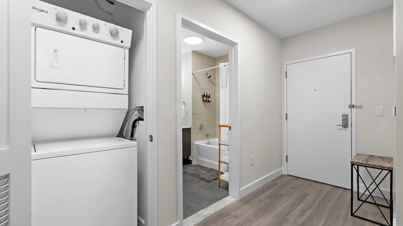 Photo of Bathroom in Orange