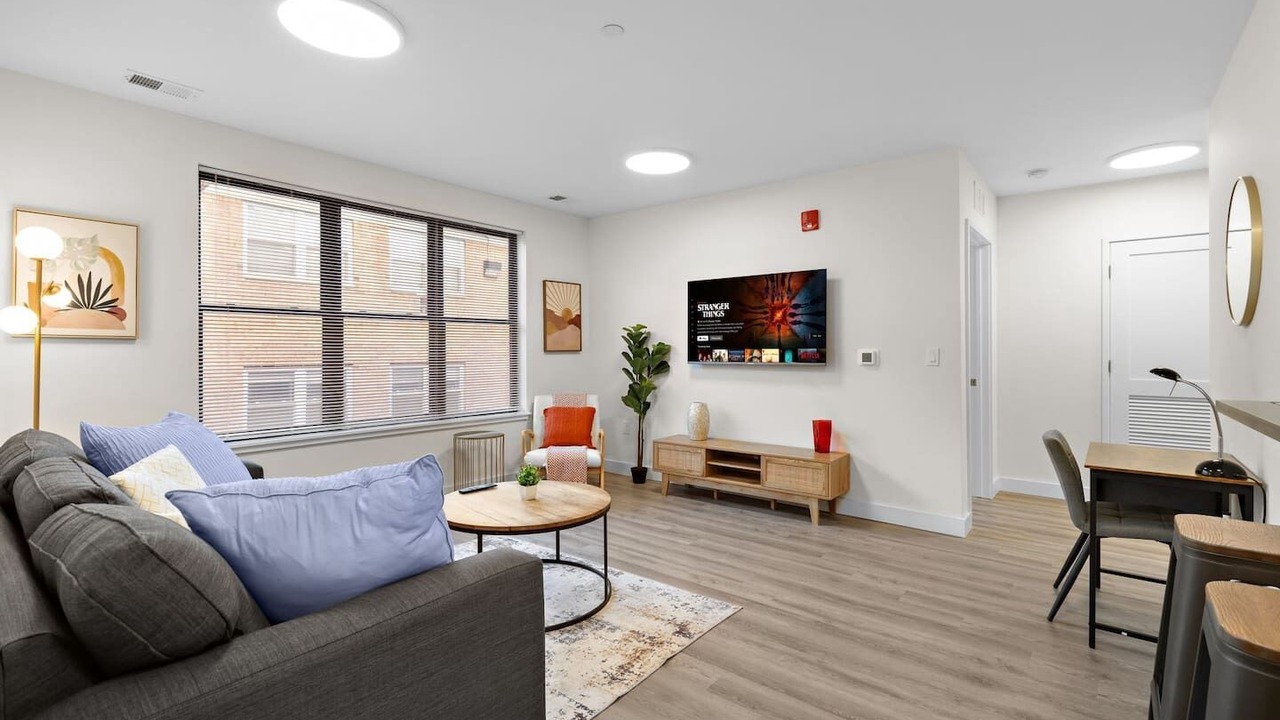 Photo of Livingroom in Orange