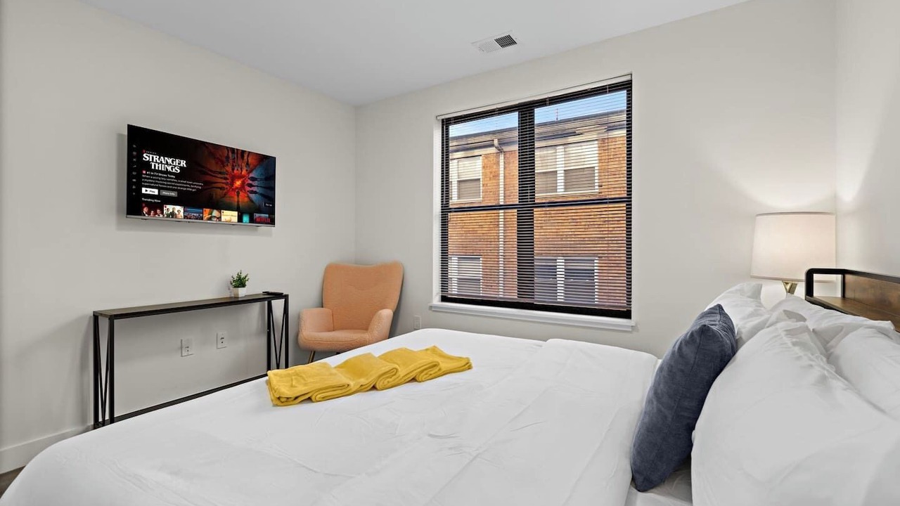 Photo of Bedroom in Orange