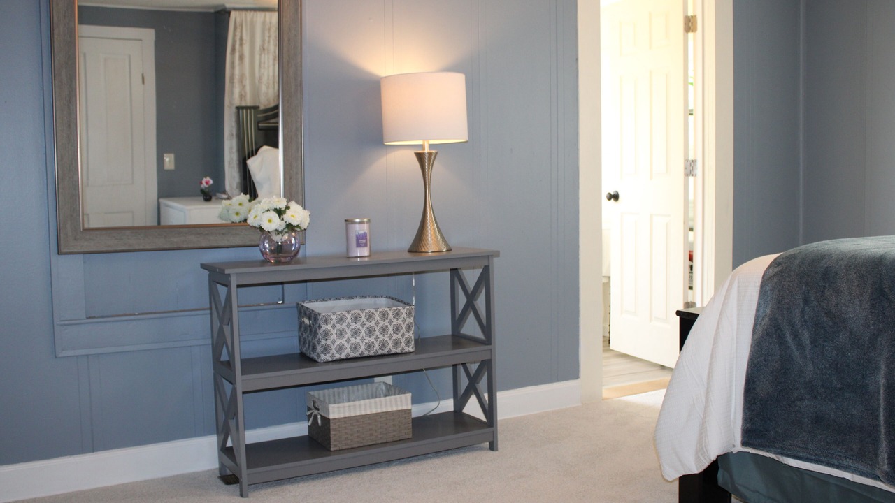Photo of Bedroom in Woodlawn