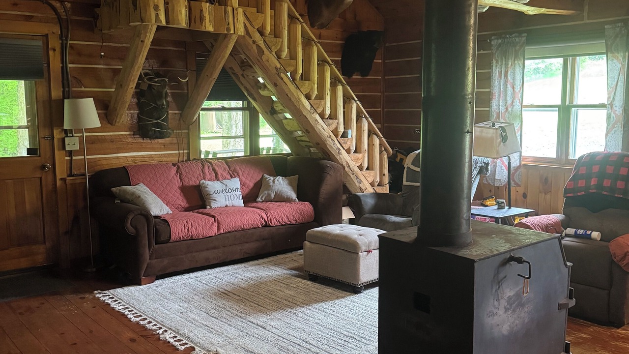 Photo of Livingroom in Cohocton