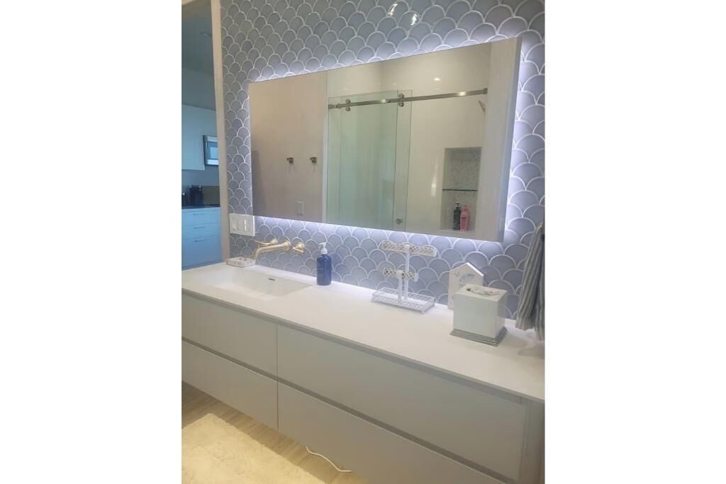 Photo of Bathroom in Western Malibu