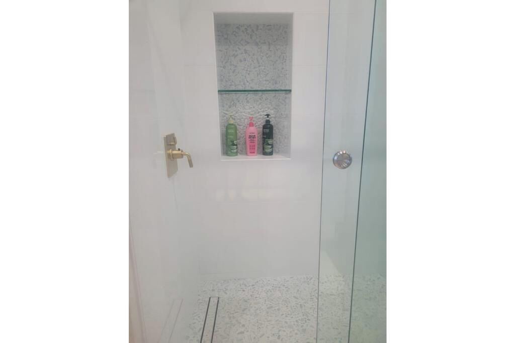 Photo of Bathroom in Western Malibu