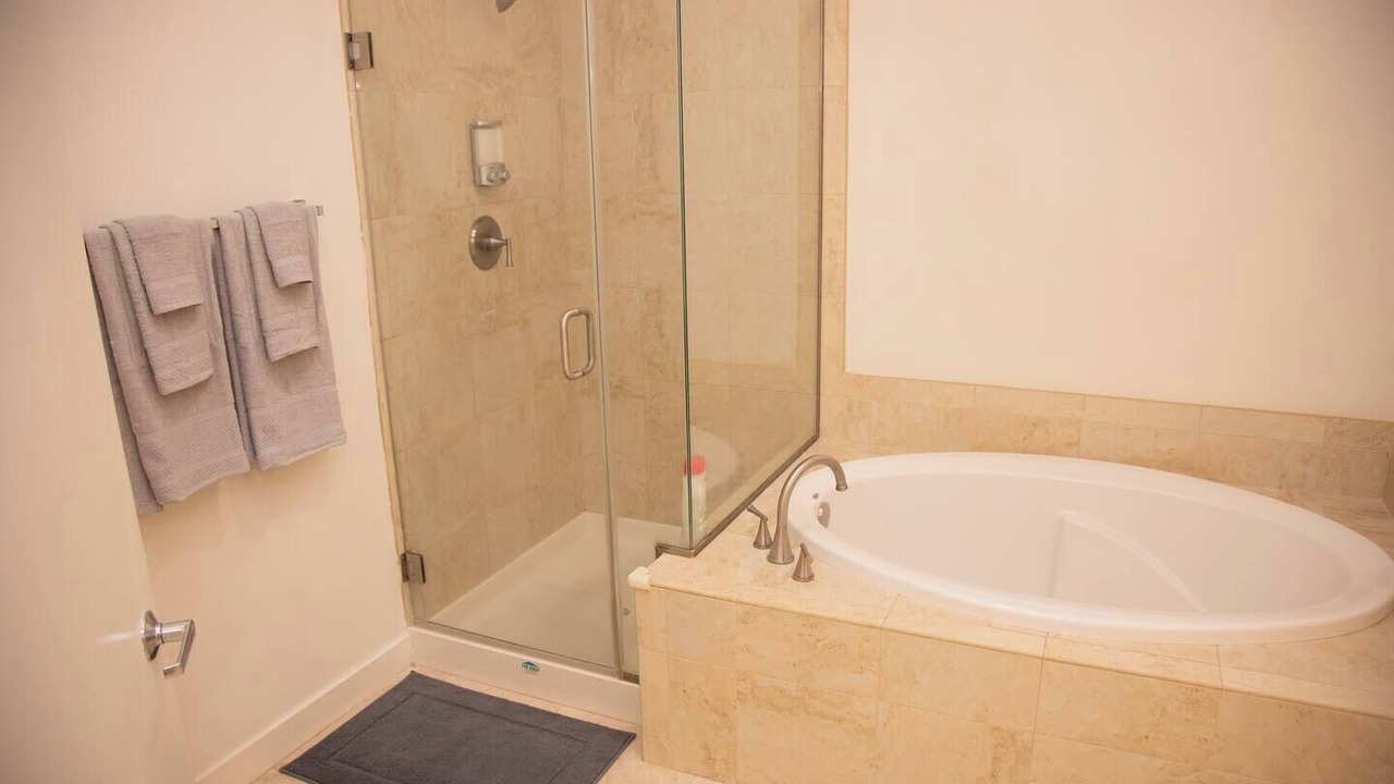 Photo of Bathroom in Corona
