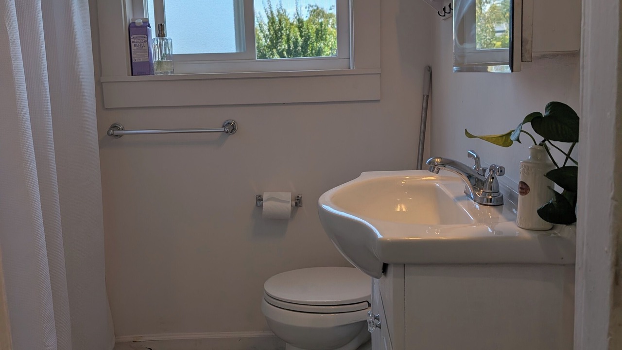 Photo of Bathroom in South Berkeley