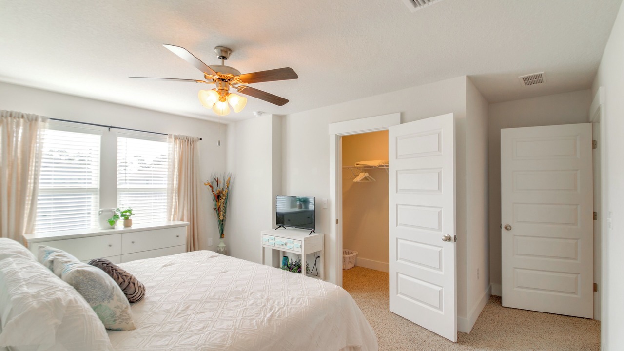 Photo of Bedroom in Pine Forest