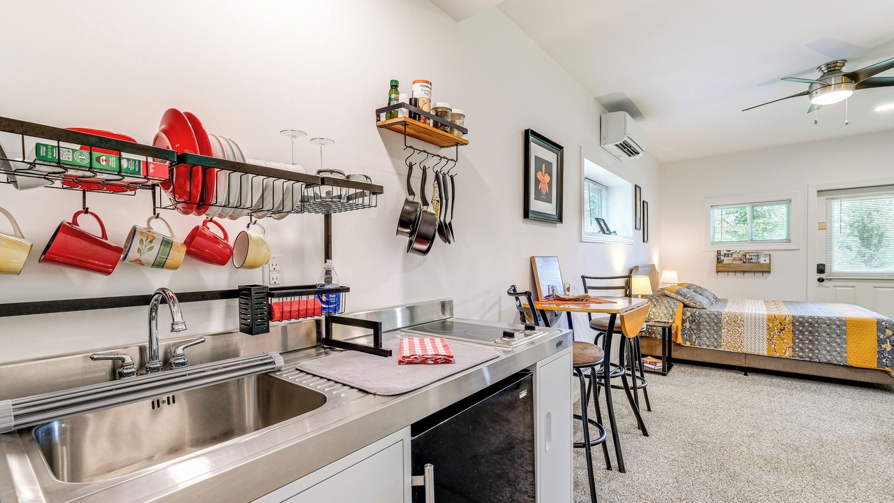 Photo of Kitchen in Court House
