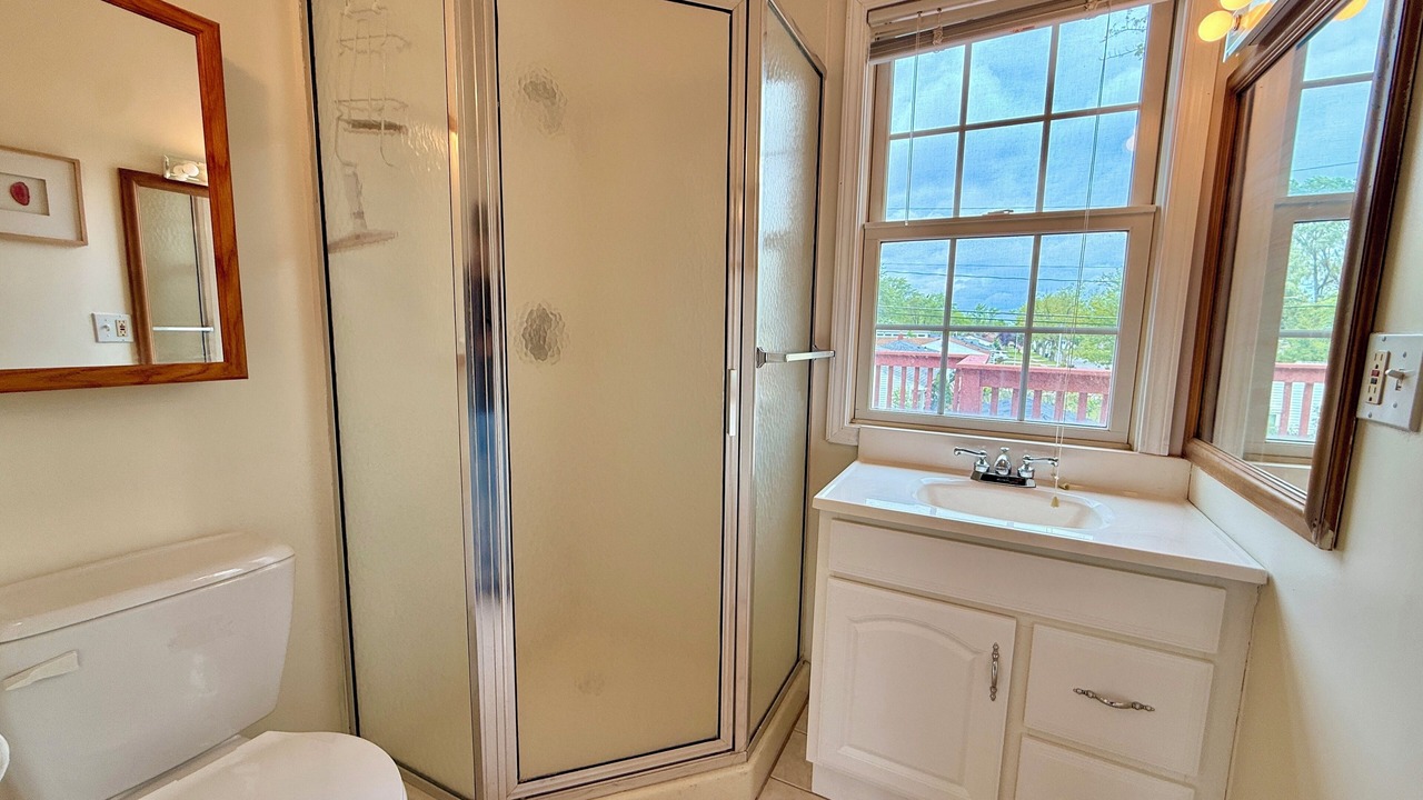 Photo of Bathroom in Green Acres