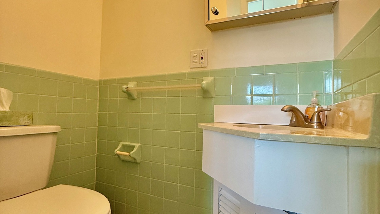 Photo of Bathroom in Green Acres