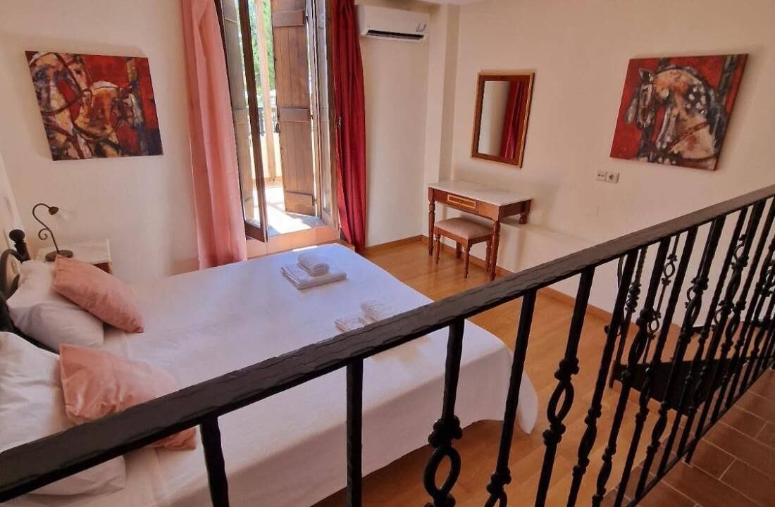 Photo of Bedroom in Douliana