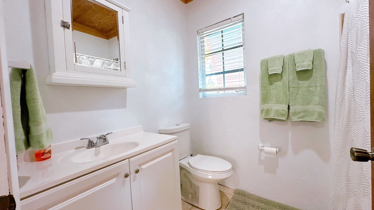 Photo of Bathroom in Spanish Wells