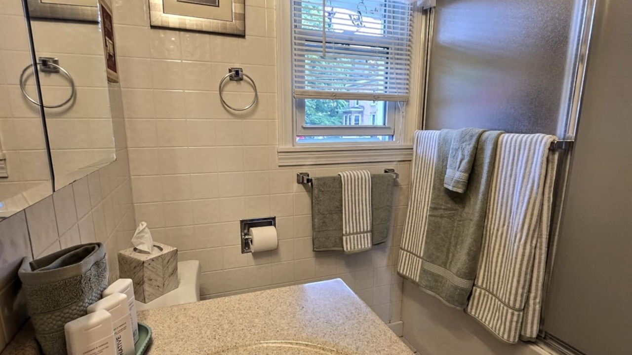Photo of Bathroom in Cayuga