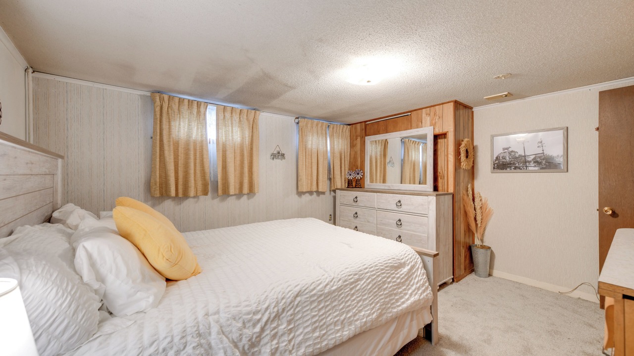 Photo of Bedroom in Amherst