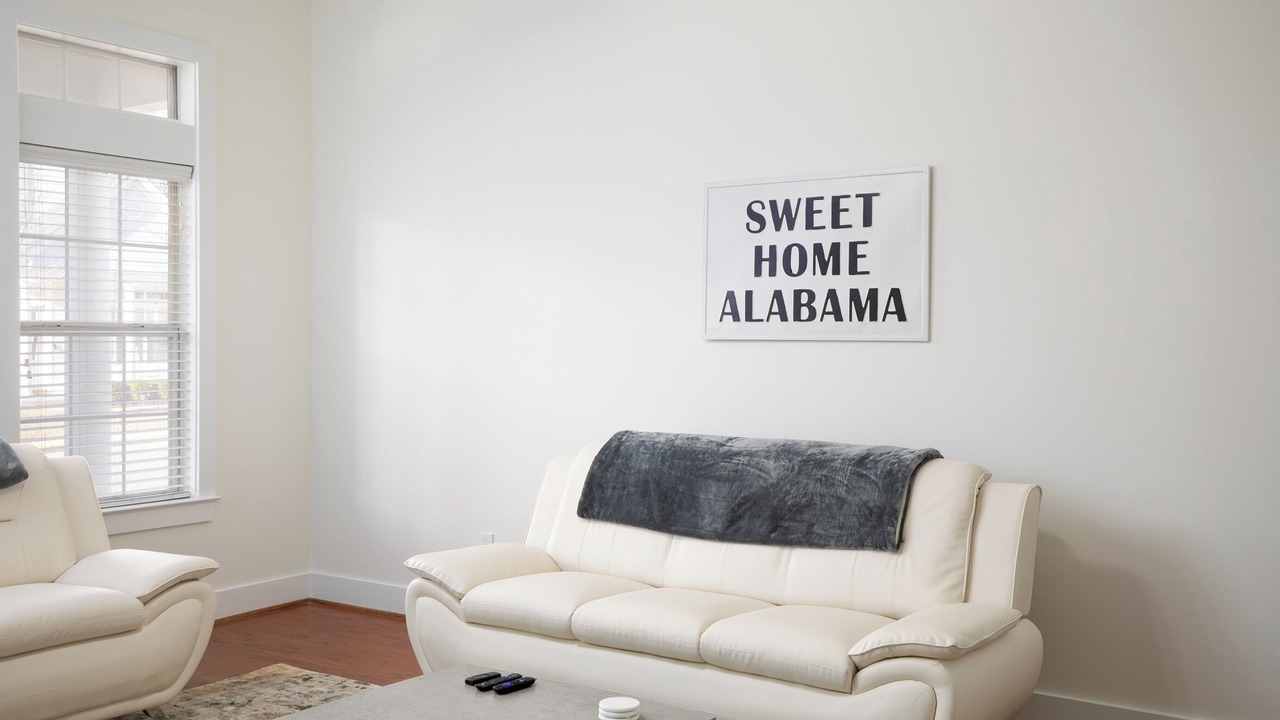 Photo of Livingroom in McCalla