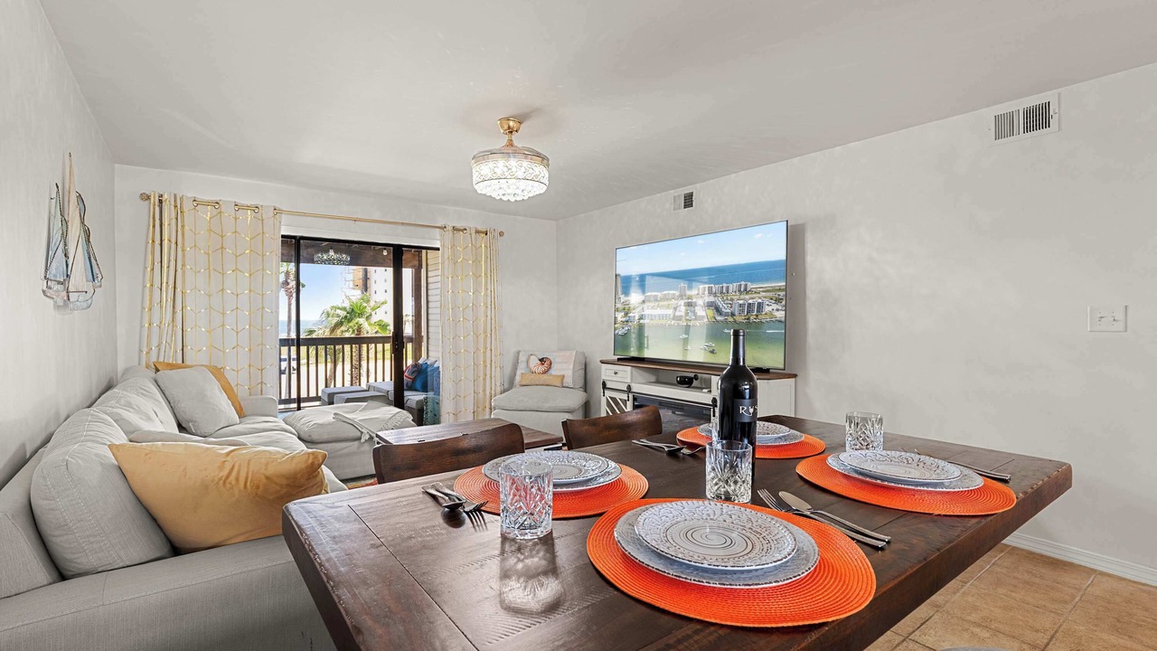 Photo of Bedroom in Orange Beach East