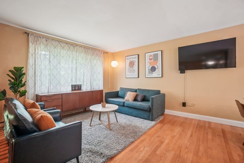 Photo of Livingroom in Kenvil