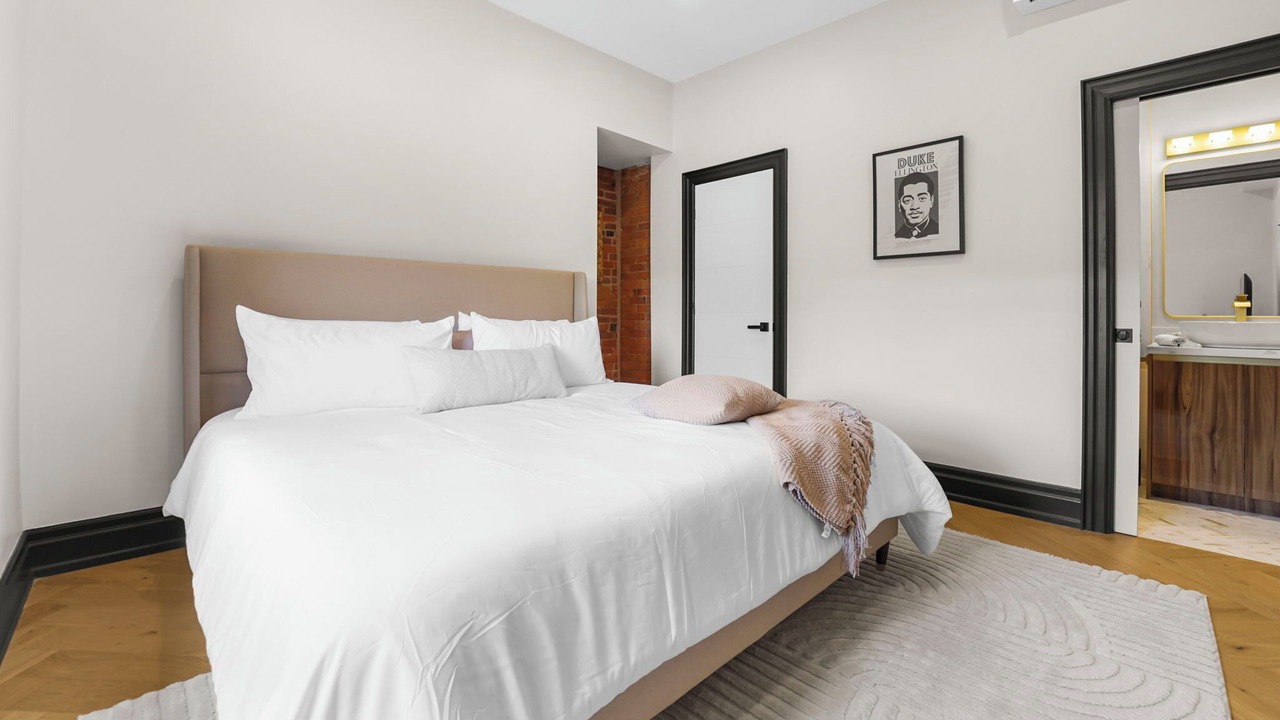 Photo of Bedroom in Salem