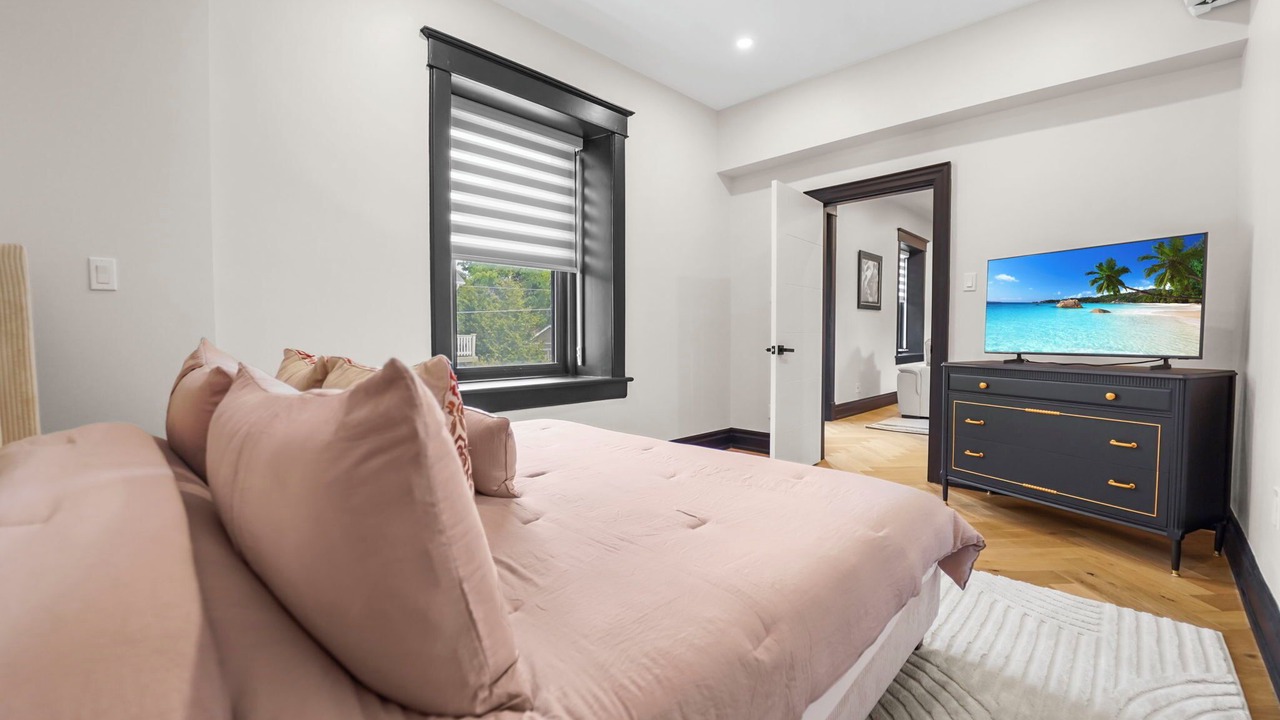 Photo of Bedroom in Salem
