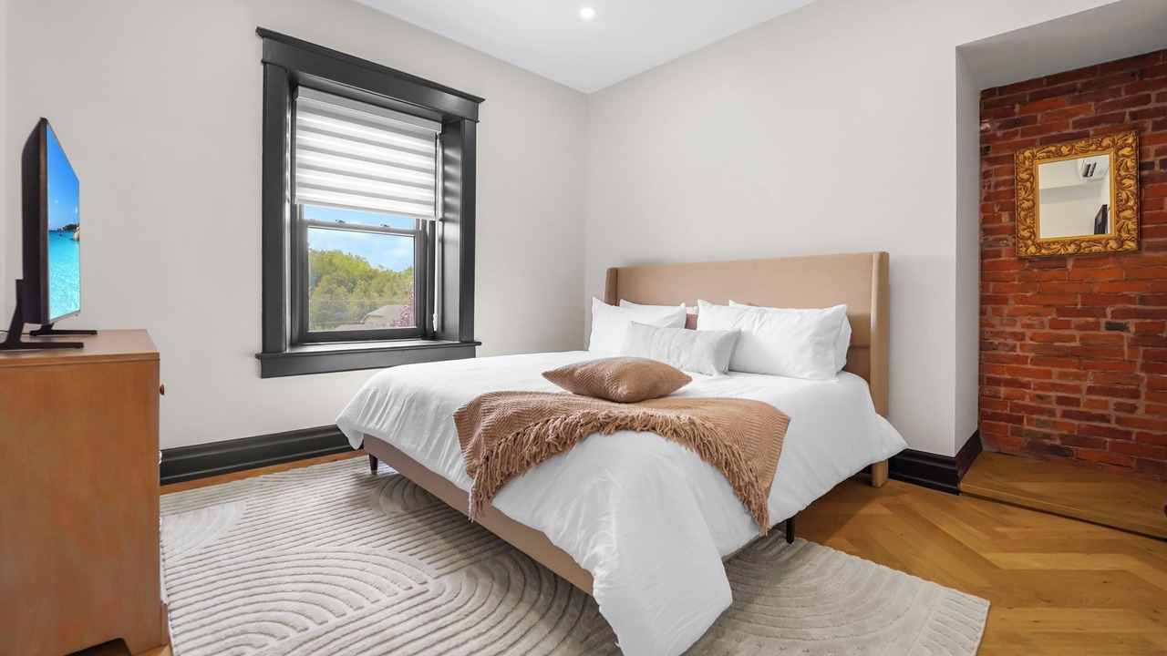 Photo of Bedroom in Salem