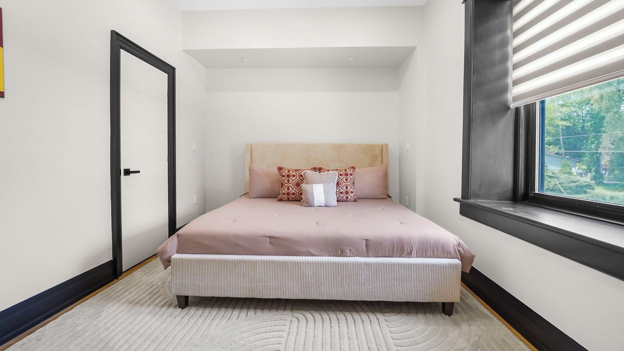 Photo of Bedroom in Salem