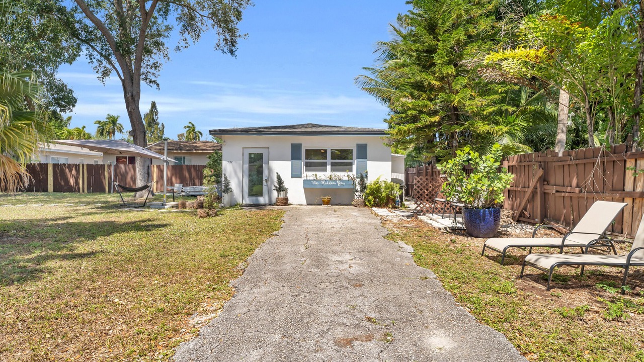 Photo of Outdoor in Biscayne Park