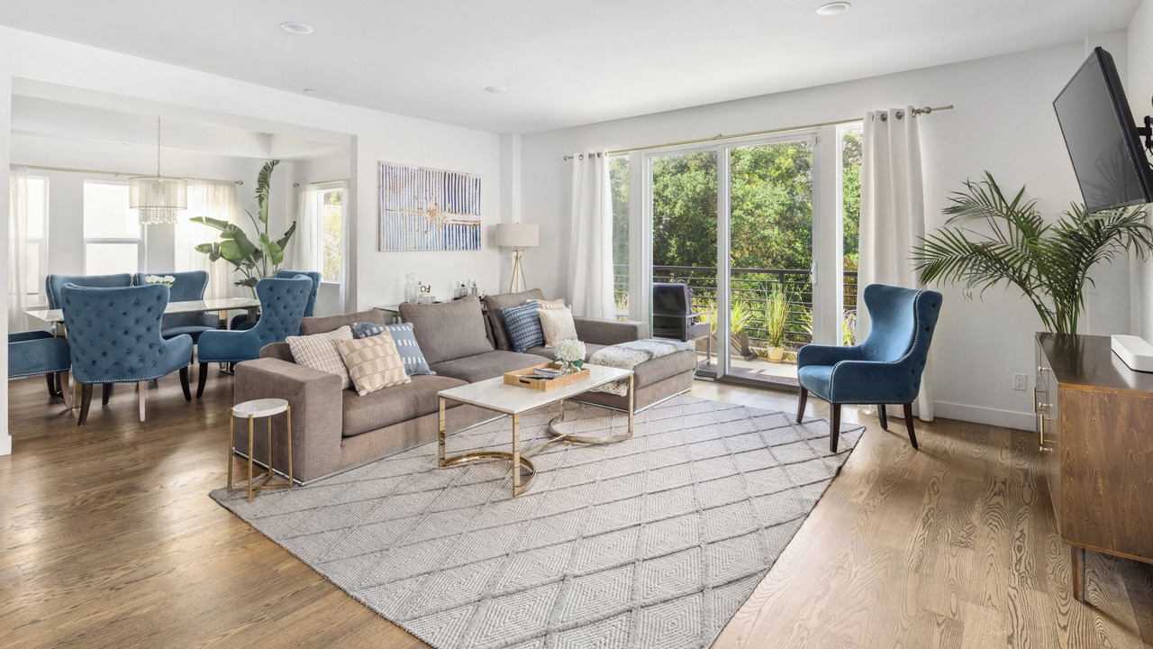 Photo of Livingroom in Hollywood Hills