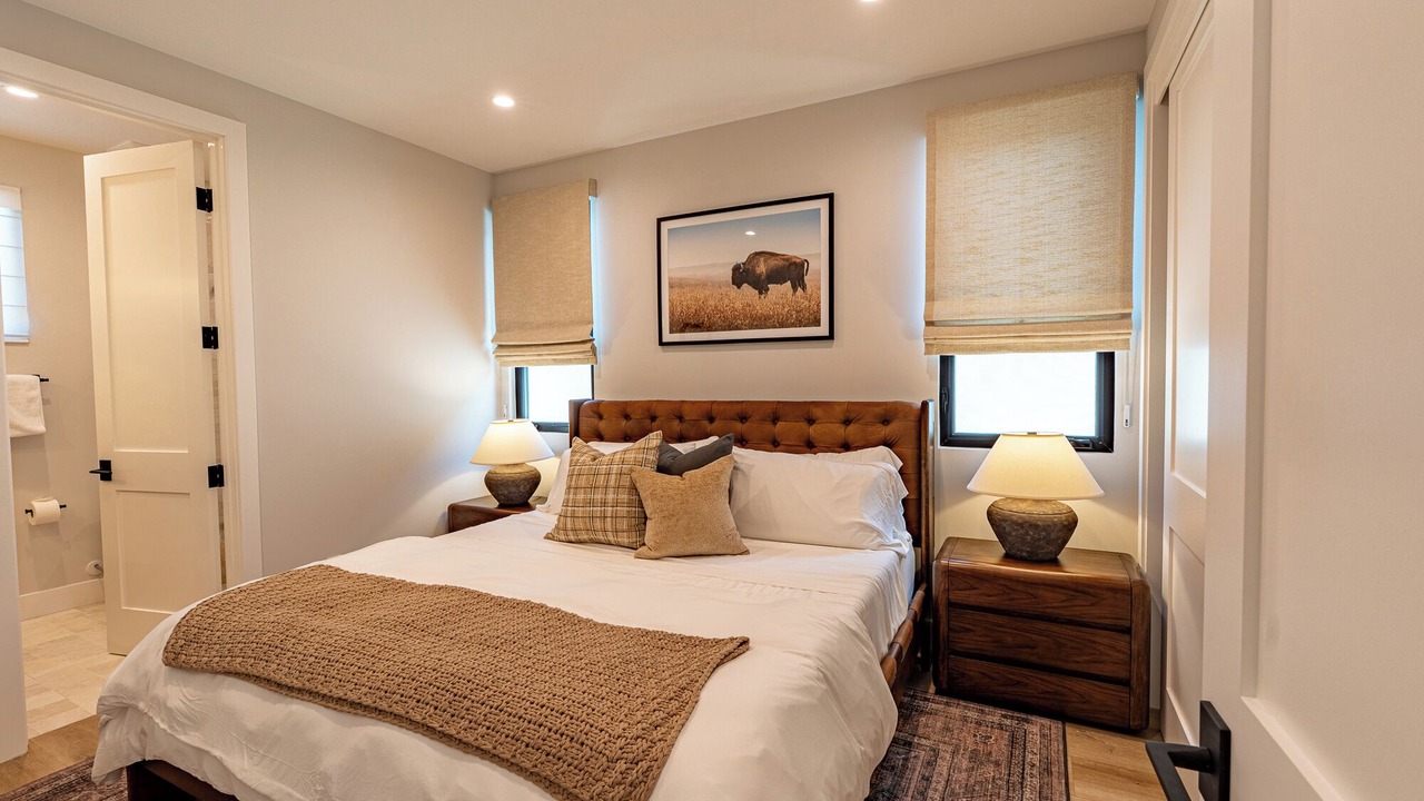 Photo of Bedroom in East Side Costa Mesa