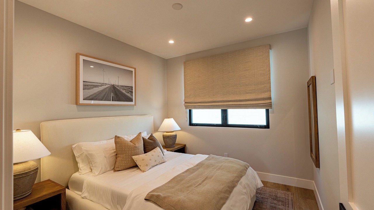 Photo of Bedroom in East Side Costa Mesa