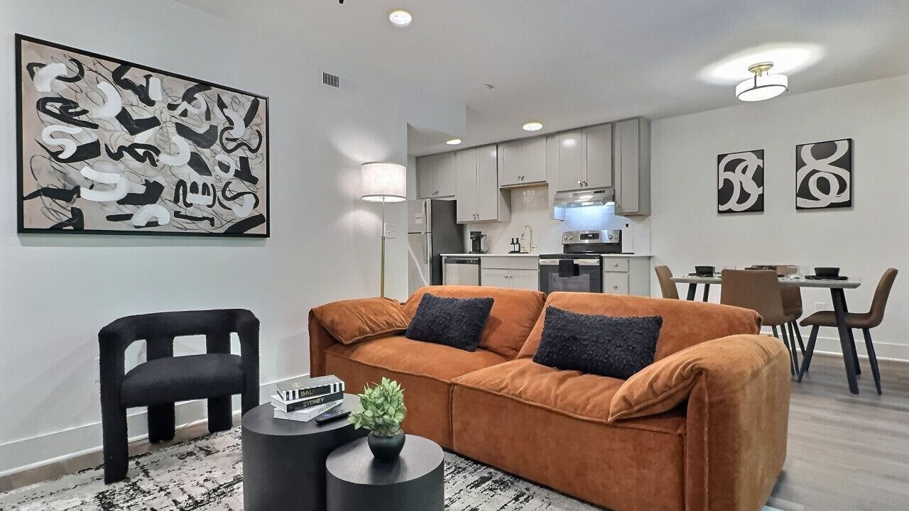 Photo of Livingroom in Redmont Park