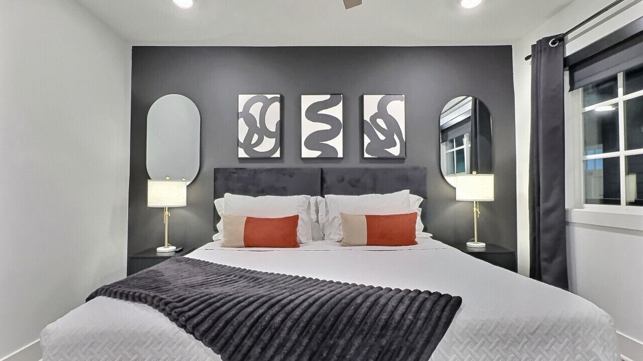 Photo of Bedroom in Redmont Park