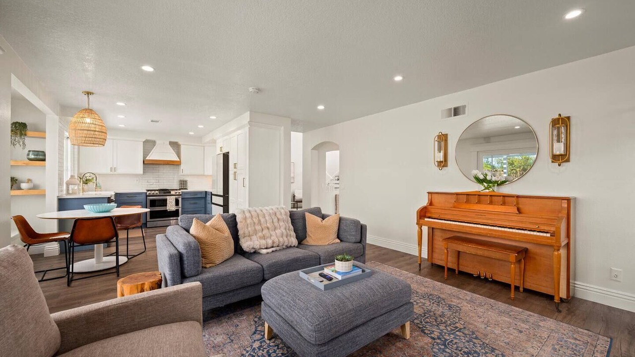 Photo of Livingroom in Mission Viejo