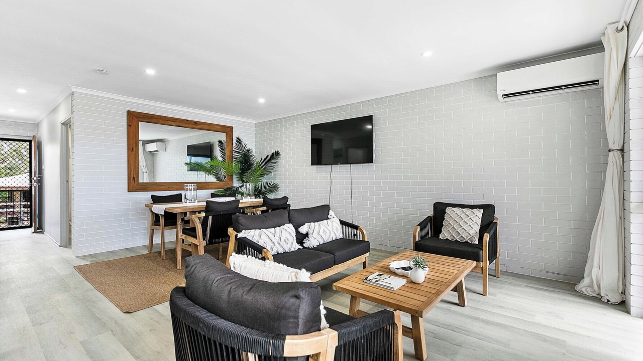 Photo of Livingroom in Traviston