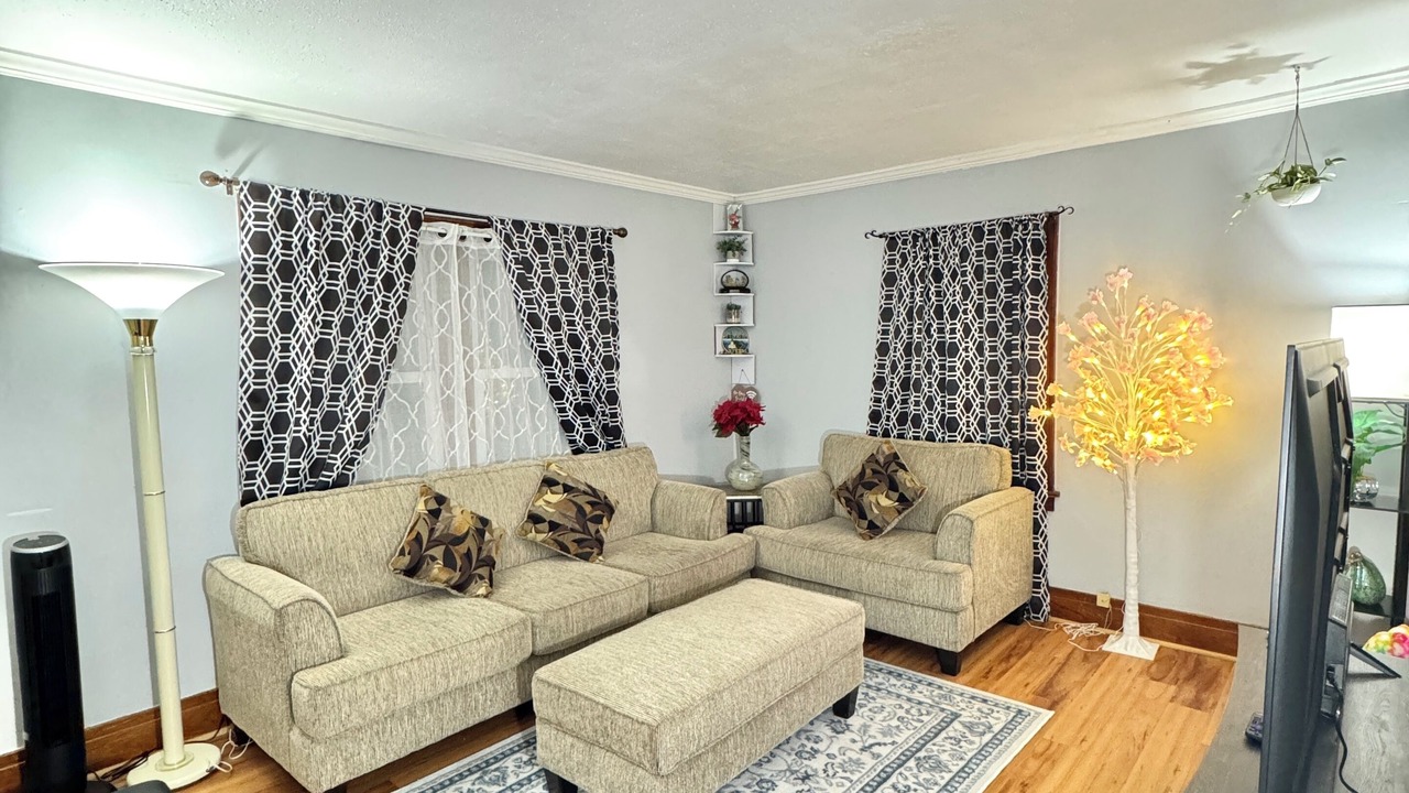 Photo of Livingroom in Blasdell