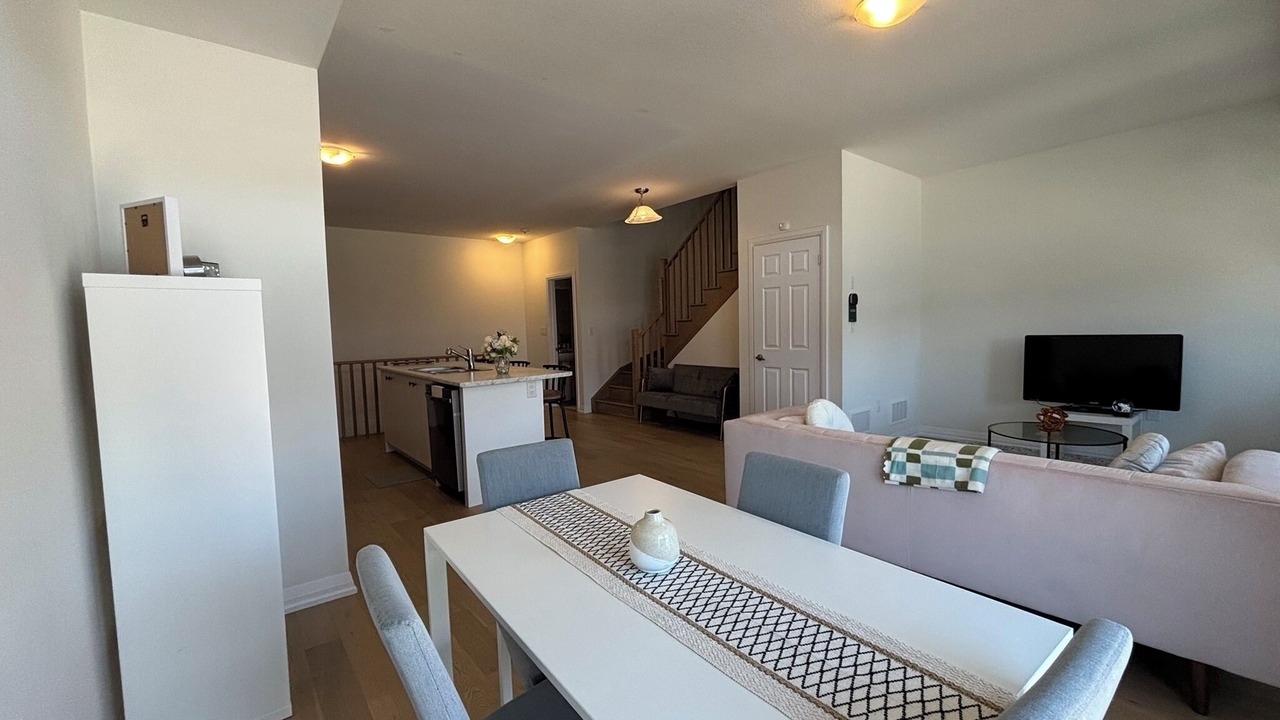 Photo of Livingroom in Caledonia