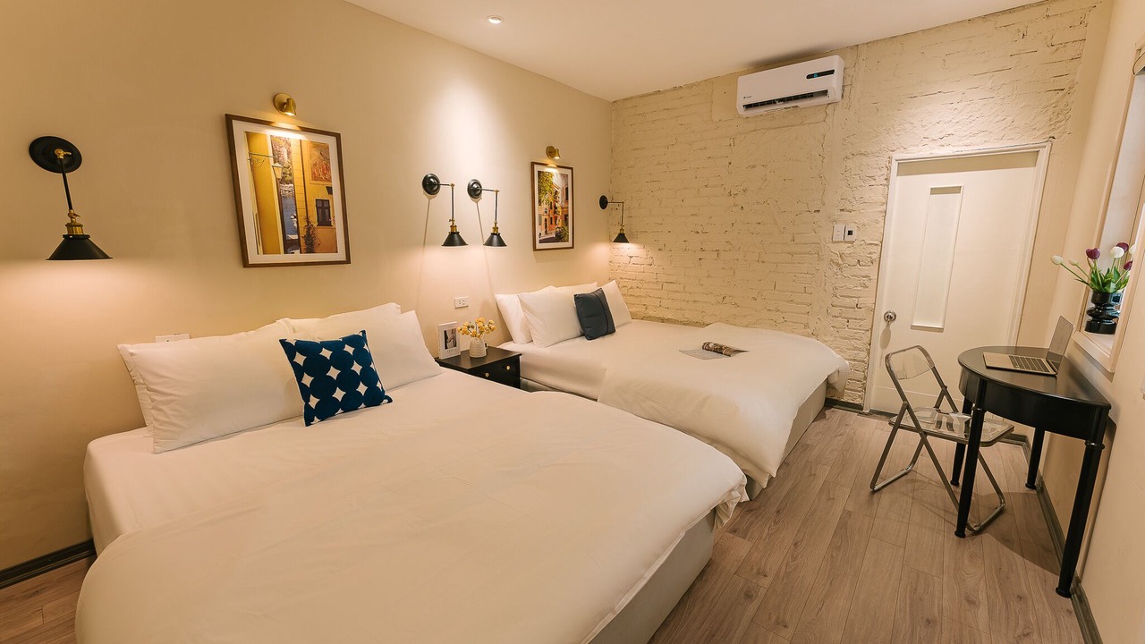 Photo of Bedroom in Hang Buom