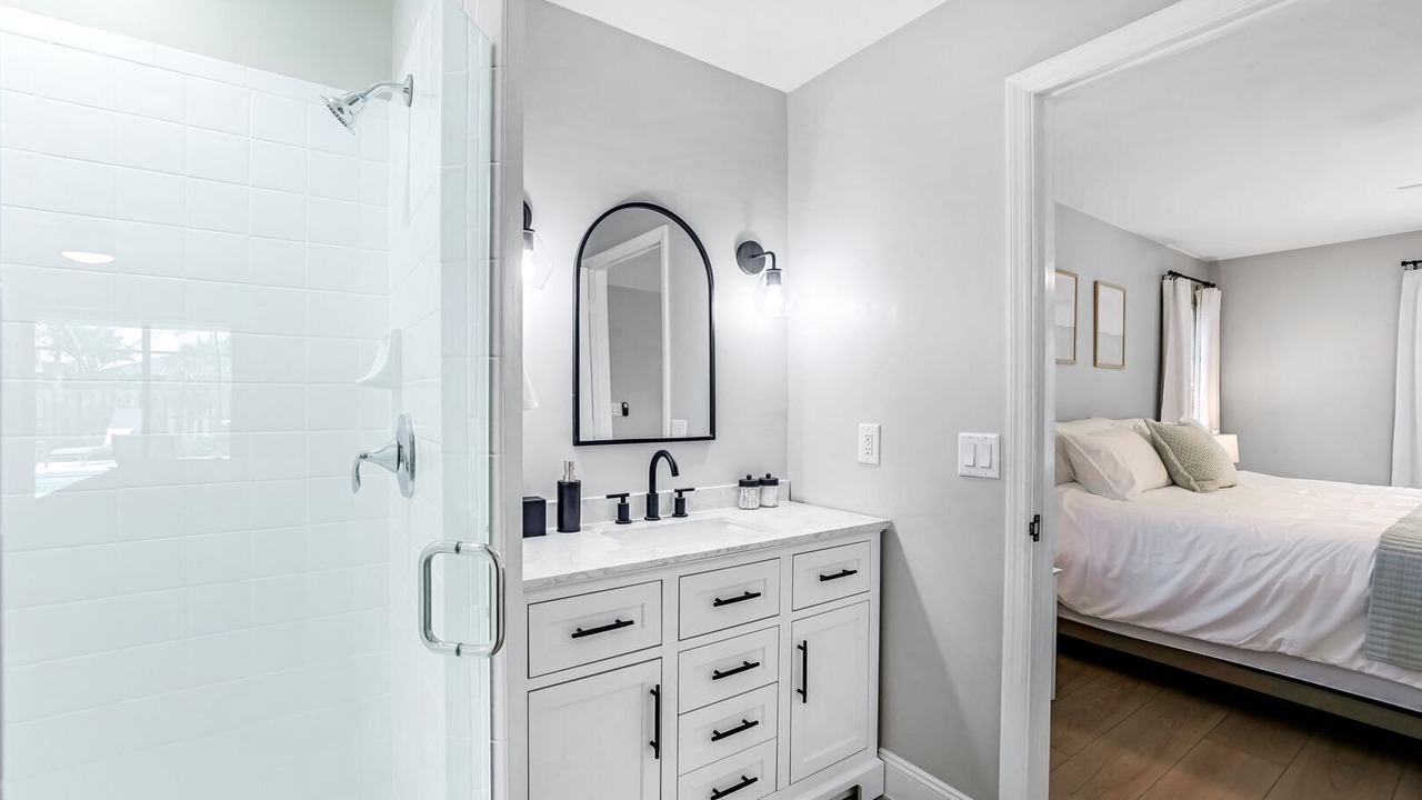 Photo of Bathroom in Willoughby Acres
