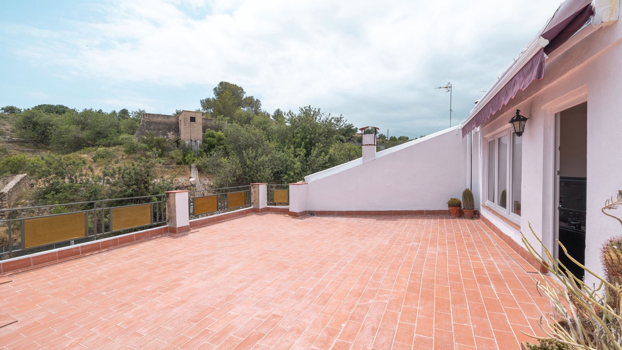 Photo of Outdoor in Aldover