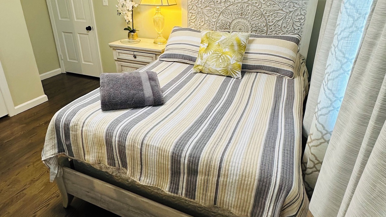Photo of Bedroom in Yardville-Groveville